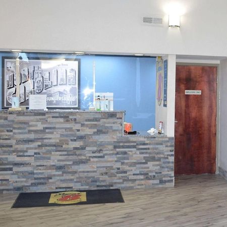 Super 8 By Wyndham Huntersville/Charlotte Area מראה חיצוני תמונה