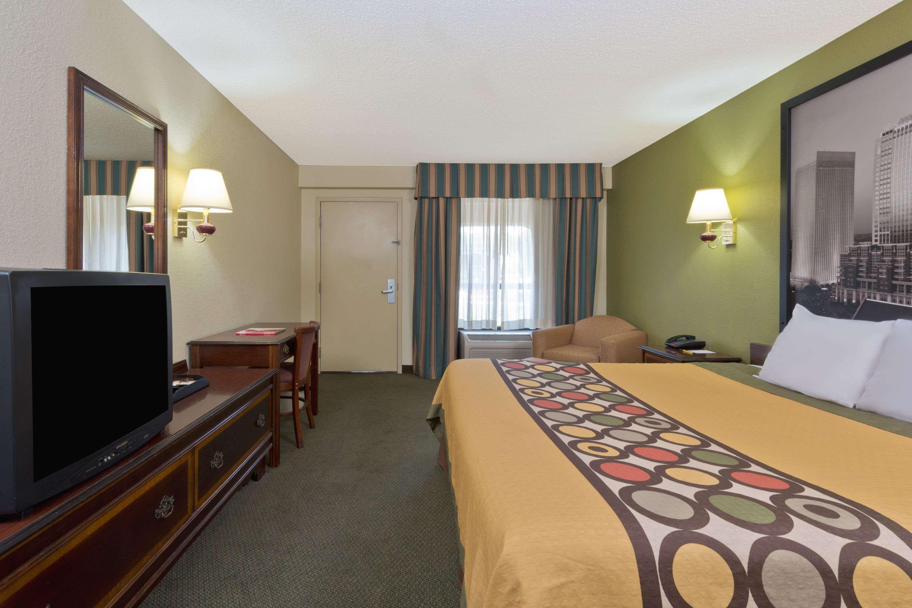 Super 8 By Wyndham Huntersville/Charlotte Area מראה חיצוני תמונה
